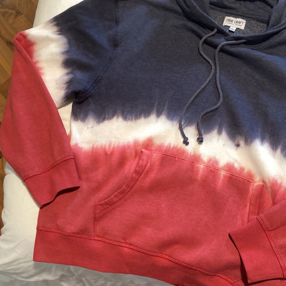 True Craft Men’s Pullover Hooded Sweatshirt - Picture 3 of 5